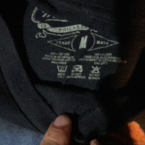 T shirt - Picture 3 of 3